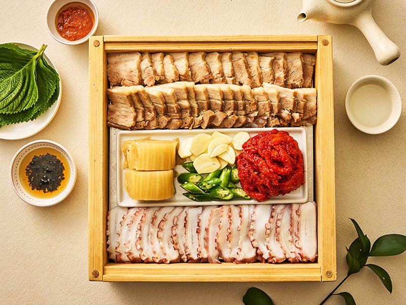 동해왕코다리 편백나무 문어보쌈